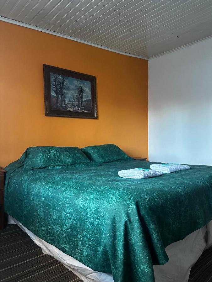Amancay Hostal Patagonico Hotel Ел Калафате Екстериор снимка