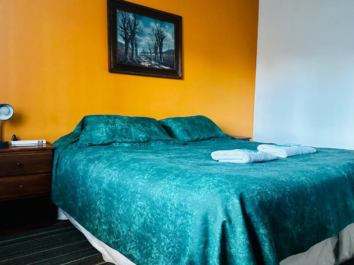 Amancay Hostal Patagonico Hotel Ел Калафате Екстериор снимка